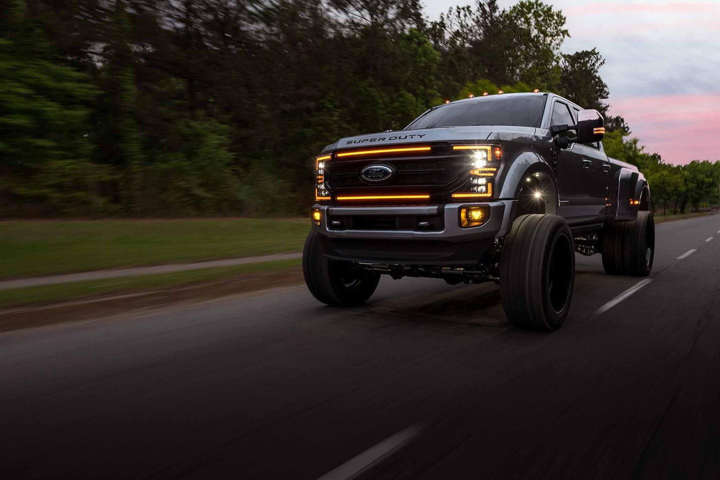 XBG LED Grille: Ford Super Duty (20-22) (Gloss Black / Amber DRL)