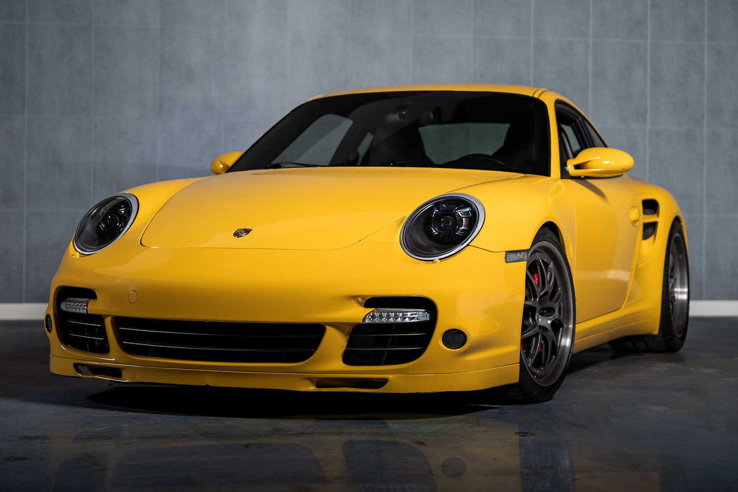 XB LED Headlights: Porsche 997 (05-13) (Bi-xenon Cars / Pair)