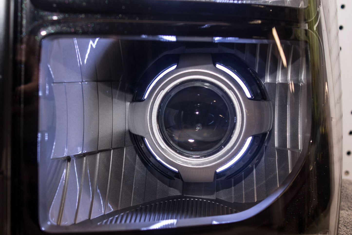 Apollo 2.0 Full Circle Projector Shroud