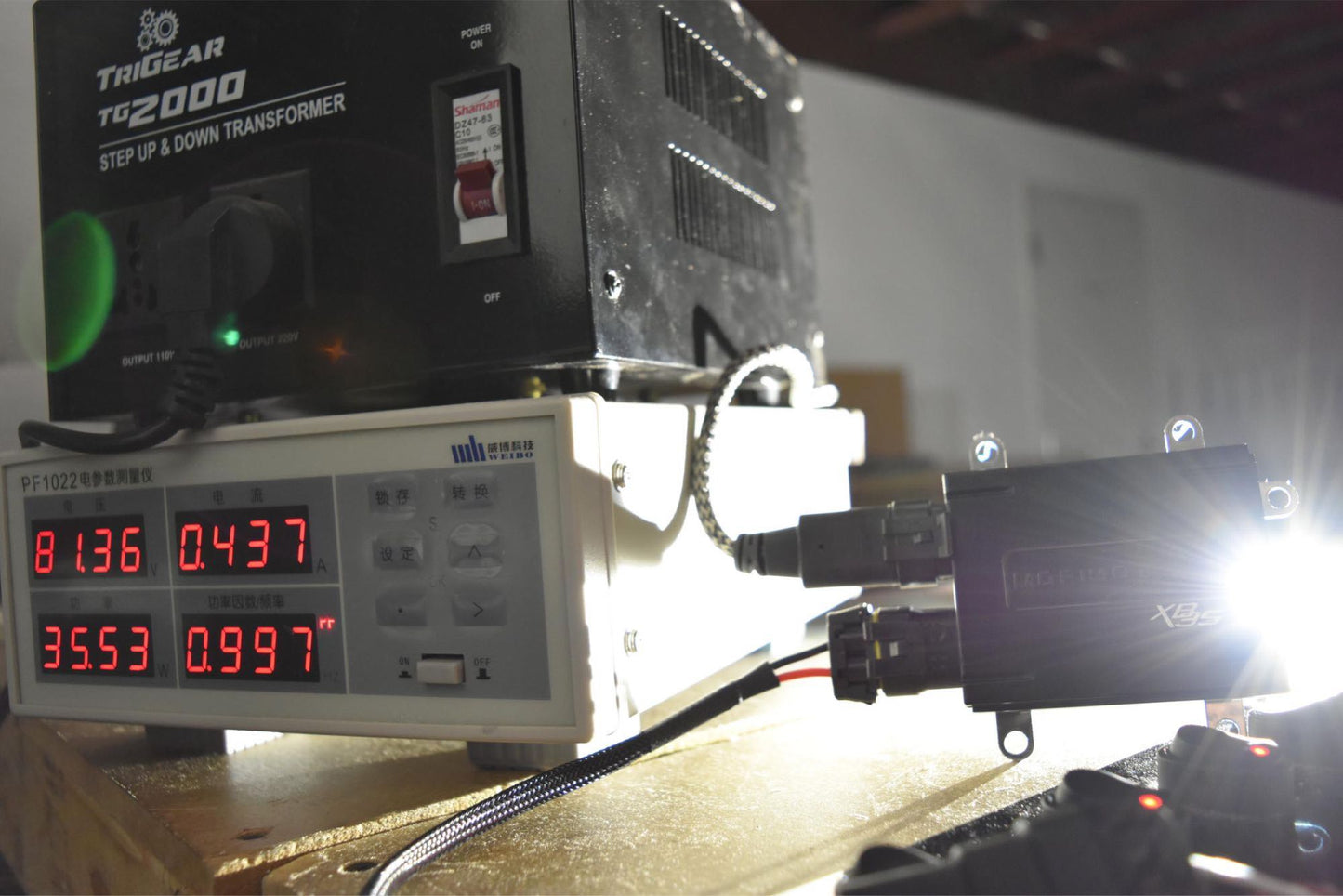 35w / AMP: Morimoto XB Ballast