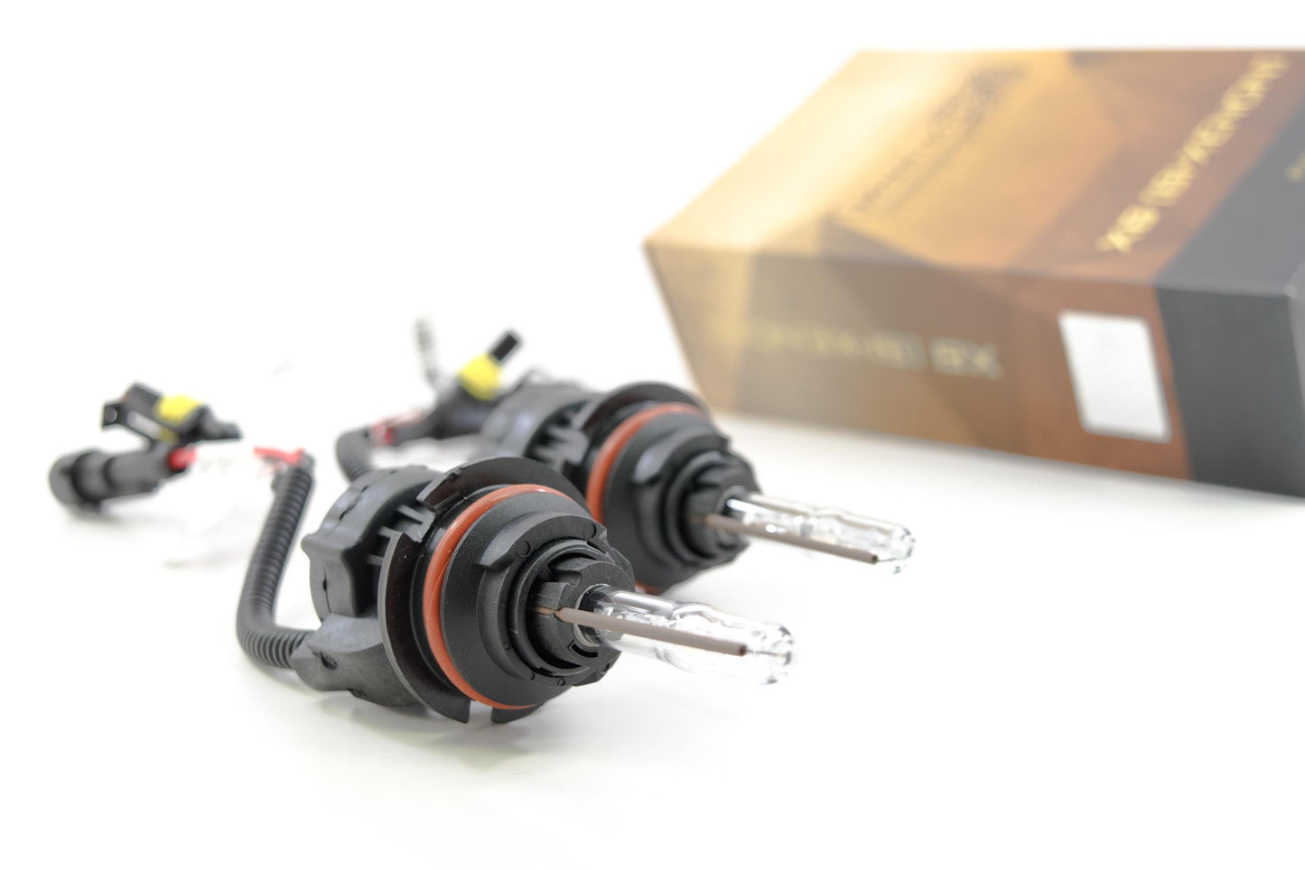 9004/9007 Bi-Xenon: XB HID Bulbs (Pair)