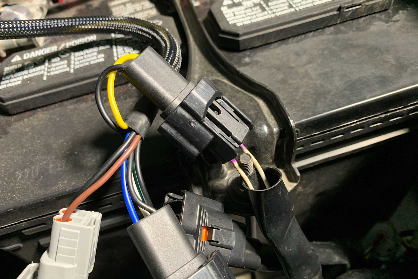 Conversion Harness: Tacoma OEM LED Headlights (16-23)