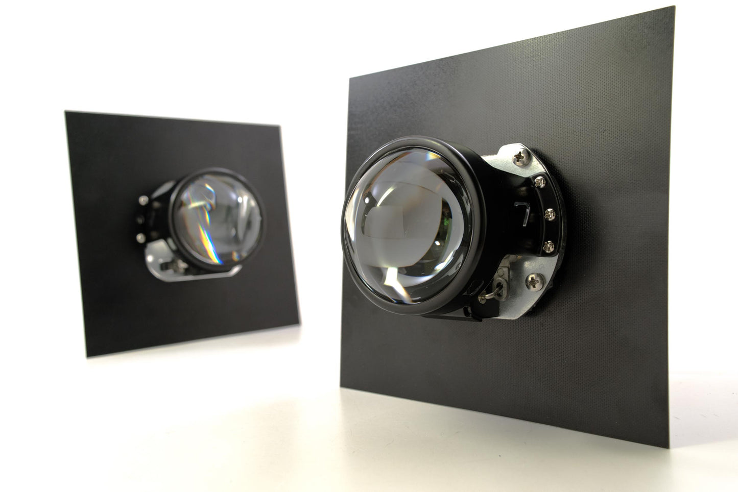 RQ Hardware: Bosch Bi-xenon (D2S 4.0)