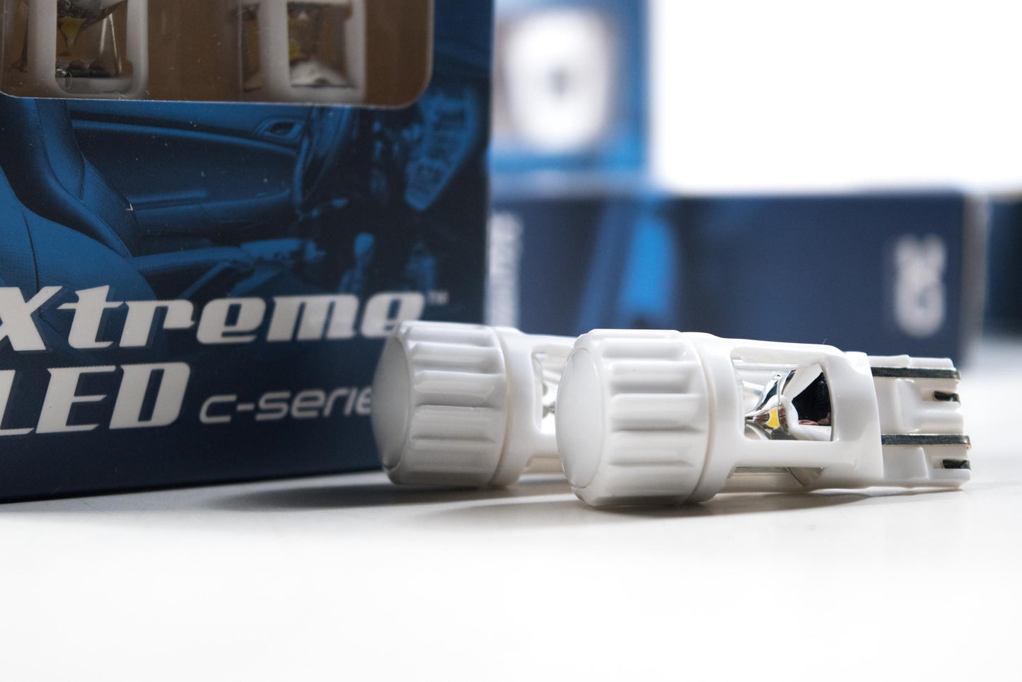 7443: XTR C-Series LED (White/Amber) (Set)