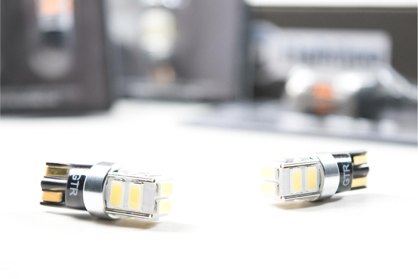 T10/194: GTR 10-Chip Canbus LED (Pair)