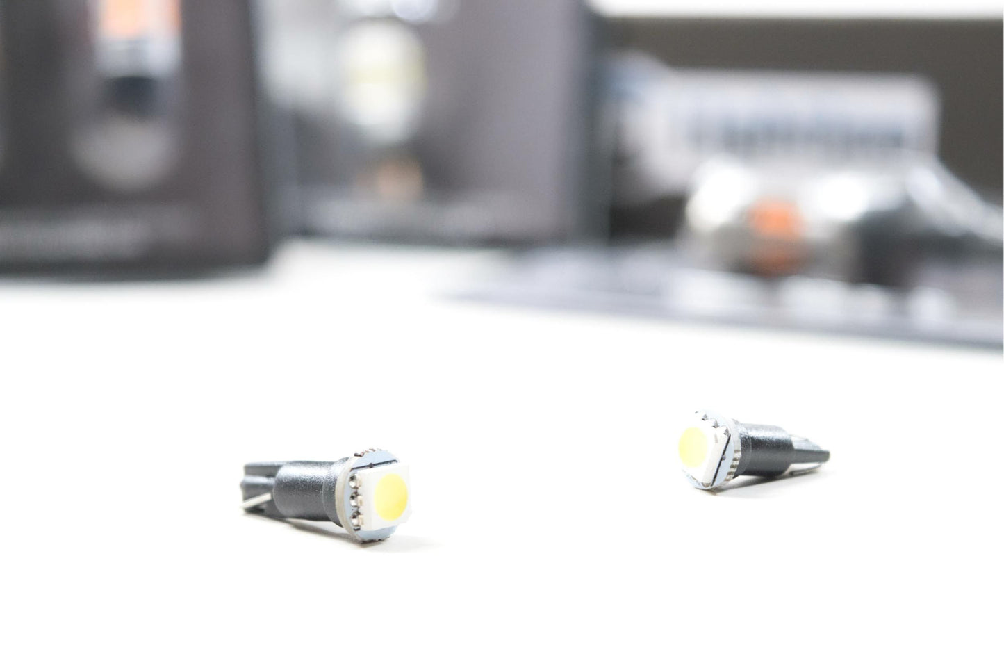 T5/74: GTR 1-LED (Pair)