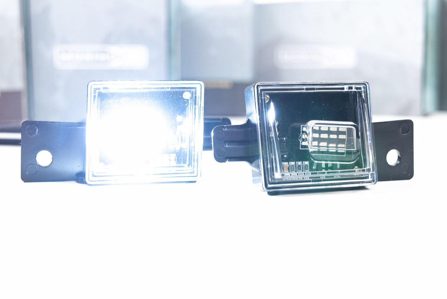 XB License Plate Lights: Chevy Silverado (14-18 / Pair)