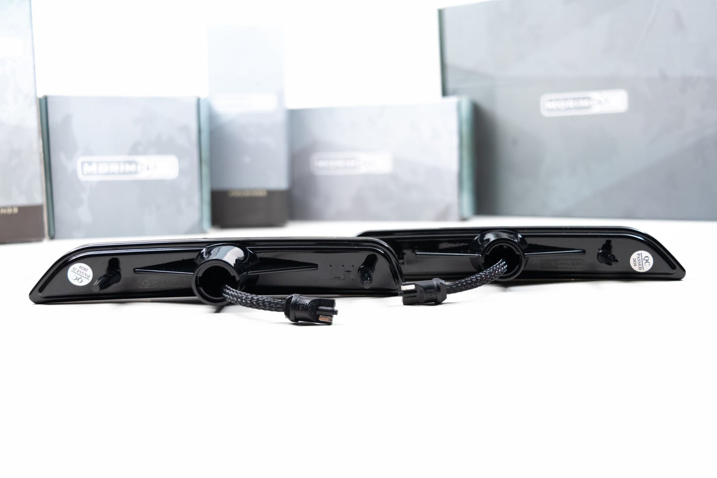 XB Side Markers: Ford Mustang (10-14 / Pair / Front)